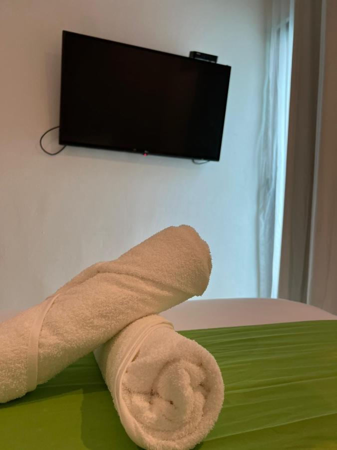 Hotel Mayari Holbox Eksteriør billede A towel snake