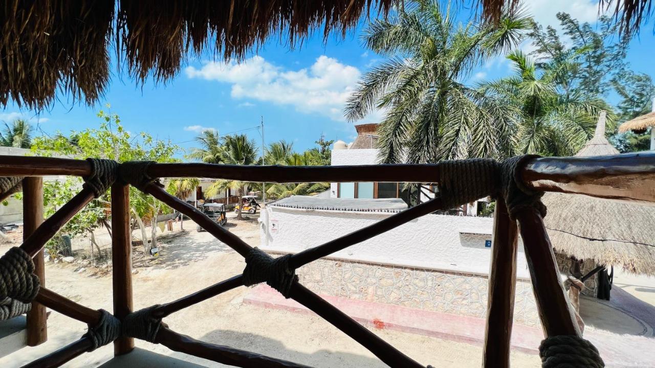 Hotel Mayari Holbox Eksteriør billede View of the beach from the hotel