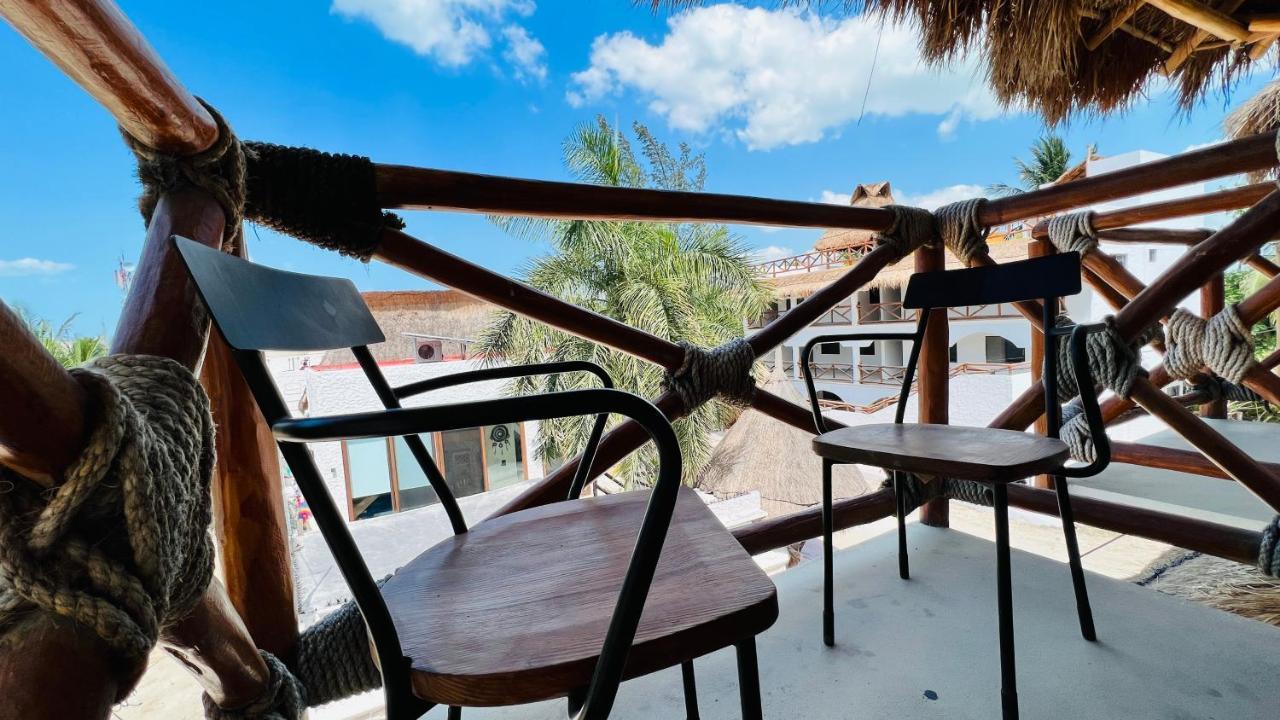 Hotel Mayari Holbox Eksteriør billede A view from the balcony of a hotel in Tulum, Mexico